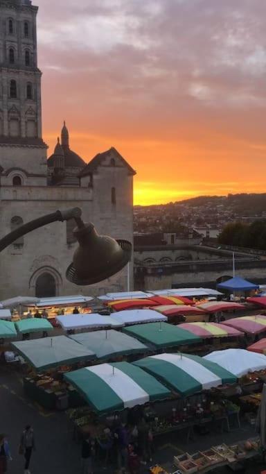 Superbe Duplex Vue Cathedrale Exceptionnelle Lejlighed Périgueux Eksteriør billede