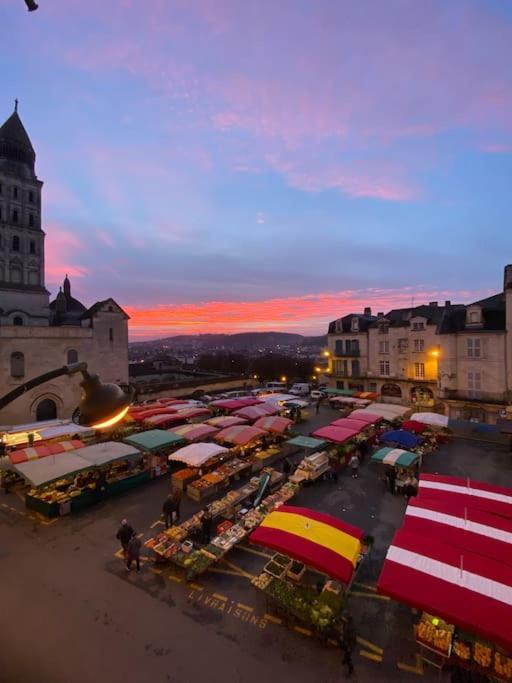 Superbe Duplex Vue Cathedrale Exceptionnelle Lejlighed Périgueux Eksteriør billede